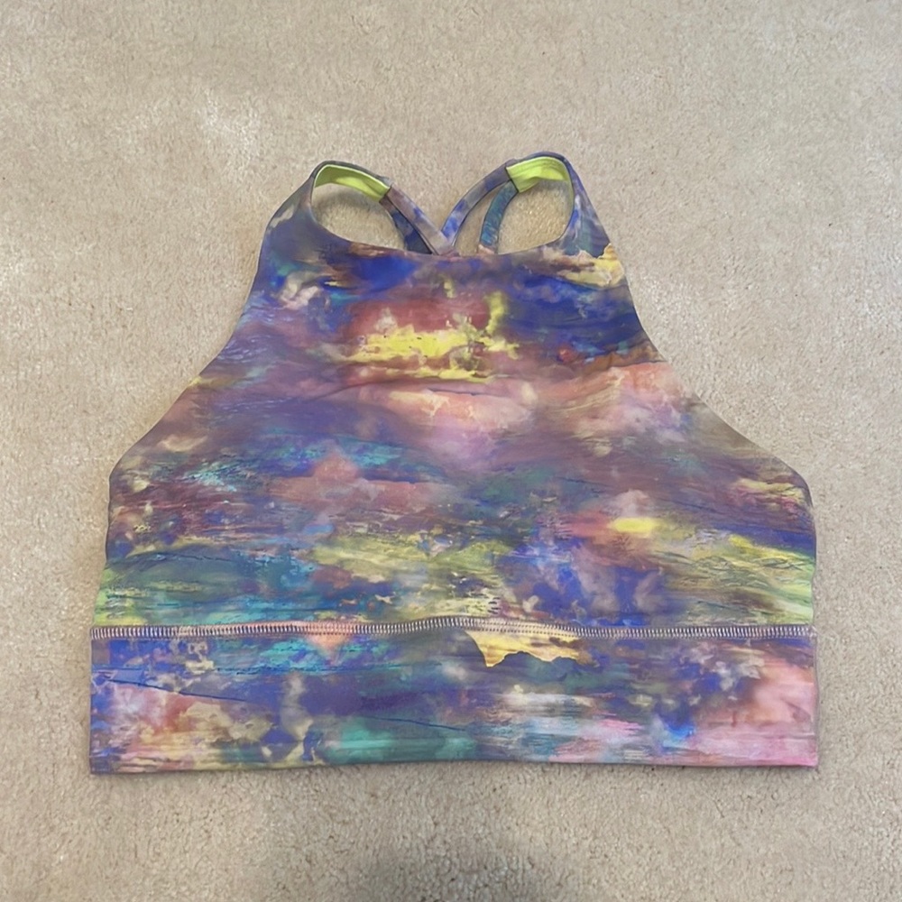 Lululemon sports bra/shirt